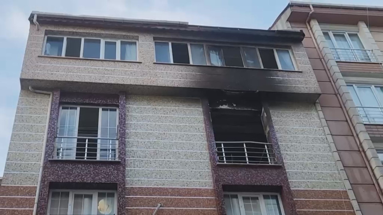 5 katlı apartmanda korku dolu anlar: Alevlerin arasında mahsur kaldılar